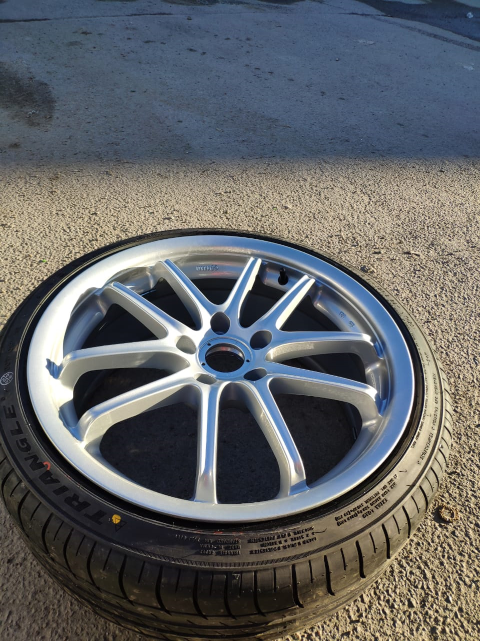 Лето на Enkei ZR1(8j/et40) — Triangle th201 [215/40/R18] — Mazda 3 (1G ...
