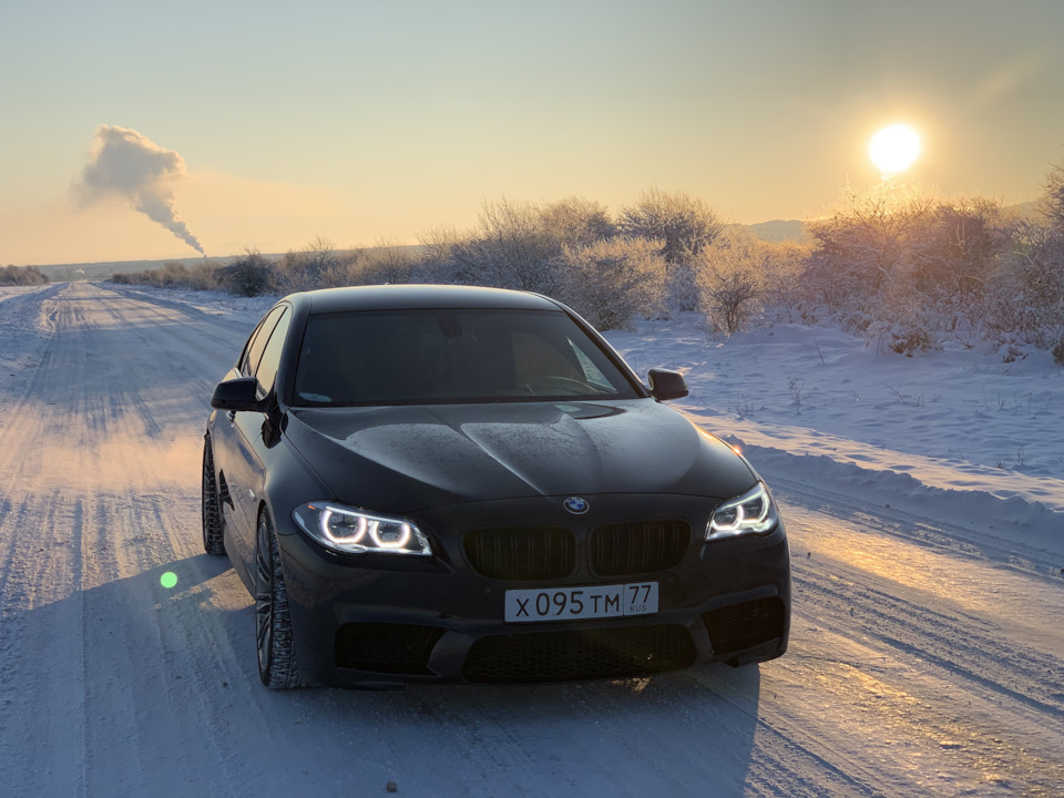 BMW 7 F Snow