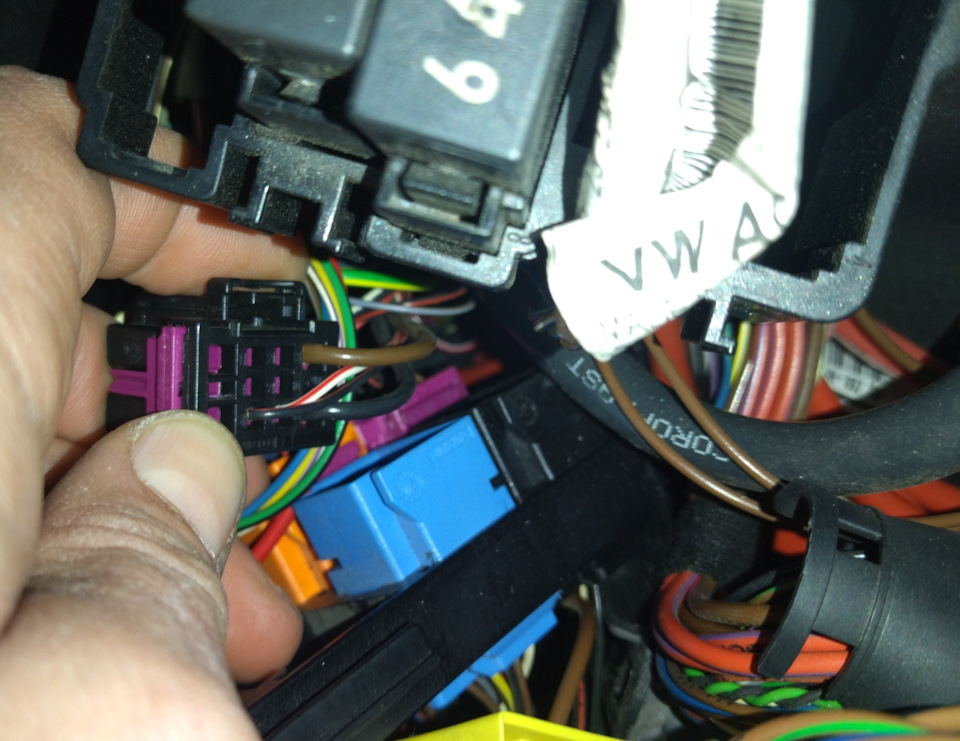 Круиз контроль в t5 по колхозу — Volkswagen Caravelle (T5), 2 л, 2013 ...