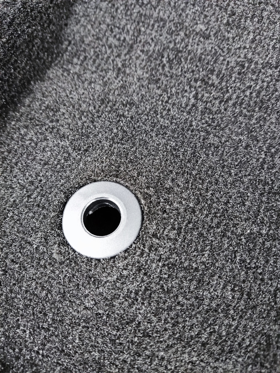 Фото в бортжурнале Jaguar E-Pace