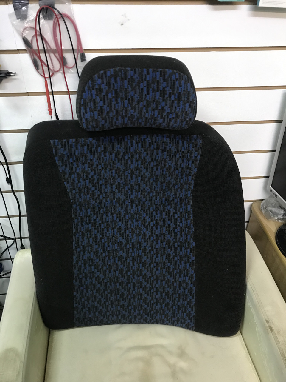 Задние сиденья от седана в хэтчбек. Как реализовать? — Lada Приора ...