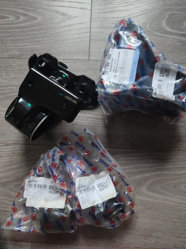 Сайлентблоки передние на Honda CR-V (RE). | 10 000 ₽ в городе Могилёв ...