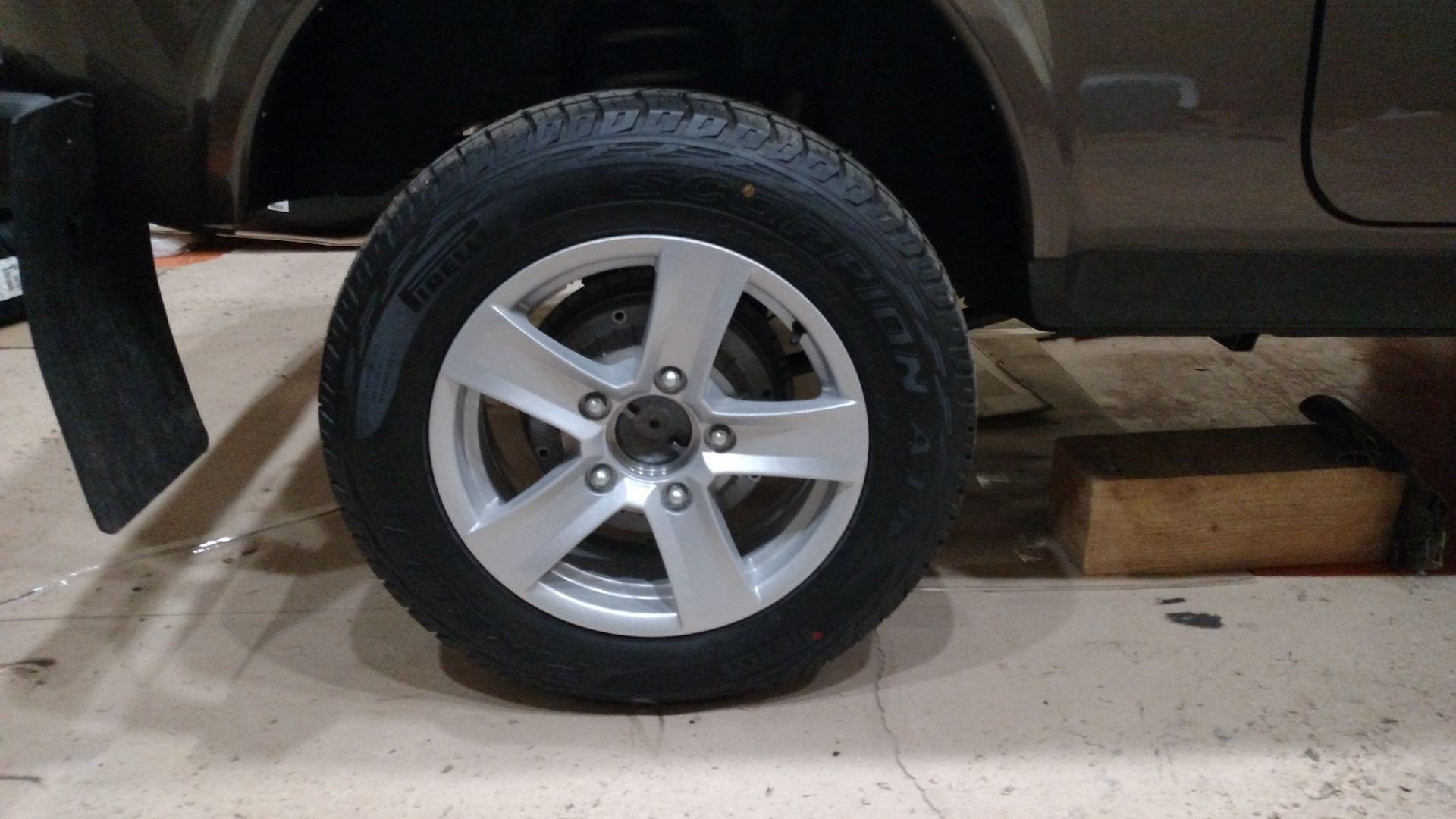 диски под резину 185/75 r16. колеса нива кама 185. пирелли скорпион 185/75 r16 на ниву цена. шины 185 75 диски. Pirelli scorpion 185 на газель.