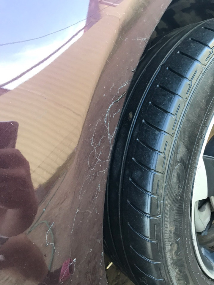 Удаление битума с кузова автомобиля на мойке. Смотреть фото Удаление битума с кузова автомобиля на мойке. Смотреть картинку Удаление битума с кузова автомобиля на мойке. Картинка про Удаление битума с кузова автомобиля на мойке. Фото Удаление битума с кузова автомобиля на мойке