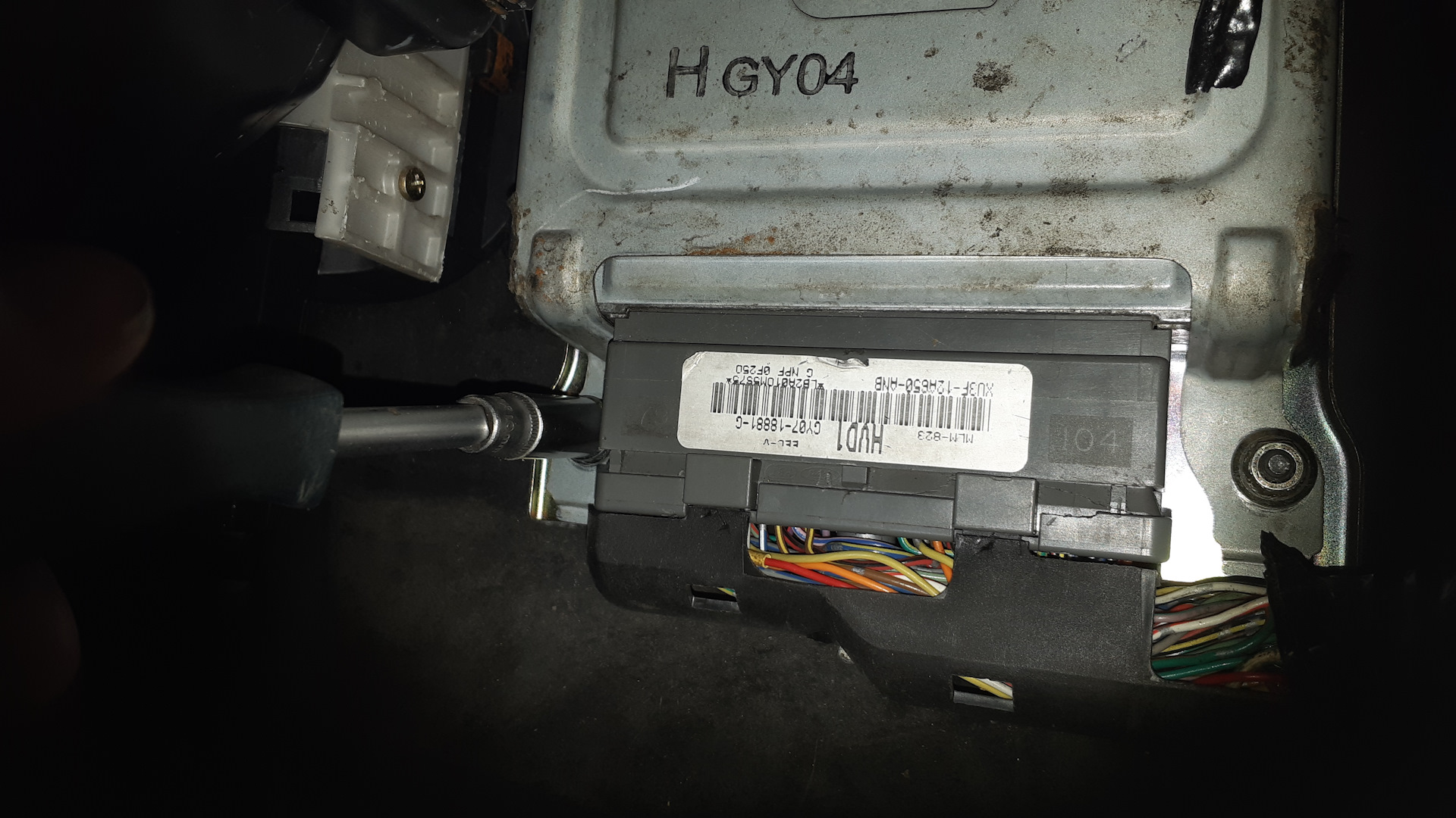 Где находится кнопка deflok mazda mpv 1 Дёшево. Гнило. - Mazda MPV II, 2,5 л, 2001 года запчасти DRIVE2