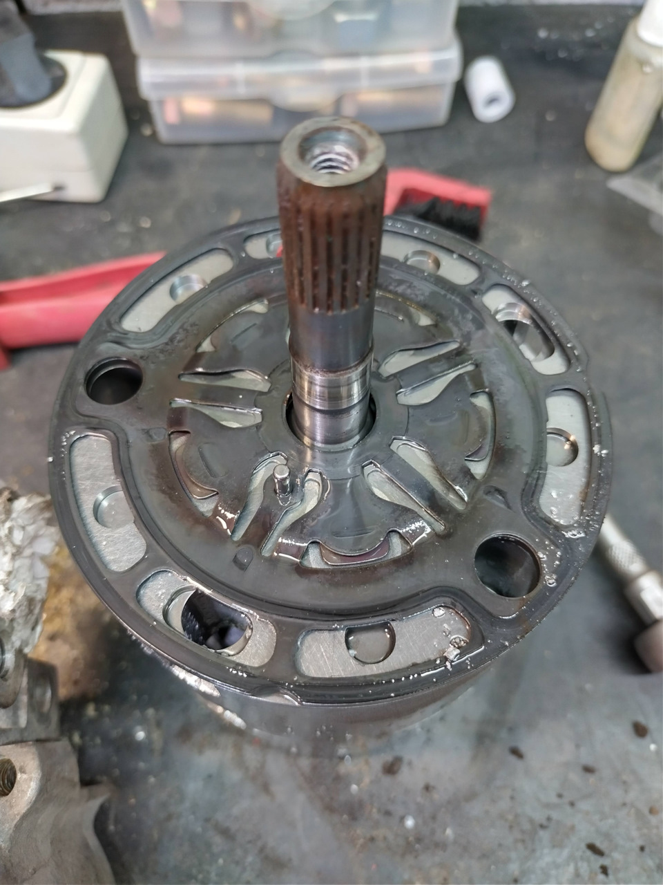 Фото в бортжурнале Hyundai H-1 (1G)