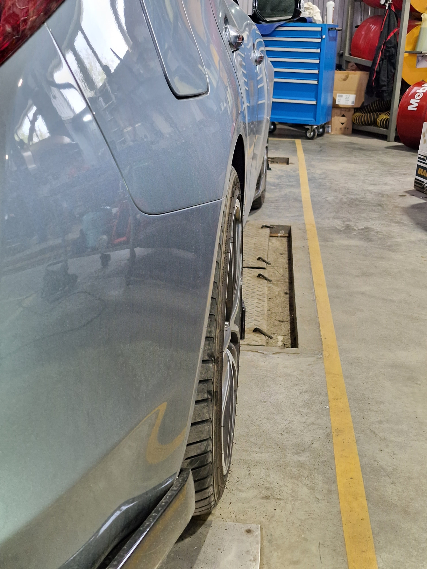 Проставки на увеличение вылета дисков — Infiniti Q50 Hybrid, 3,5 л ...