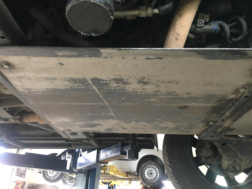 Хруст или треск при повороте руля — Mitsubishi Pajero (4G), 3 л, 2007 ...