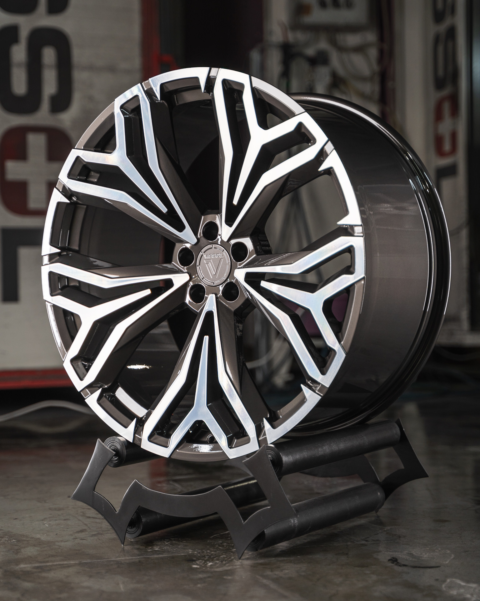 Комплект кованых дисков на BMW X5 M Competition — VISSOL WHEELS на DRIVE2