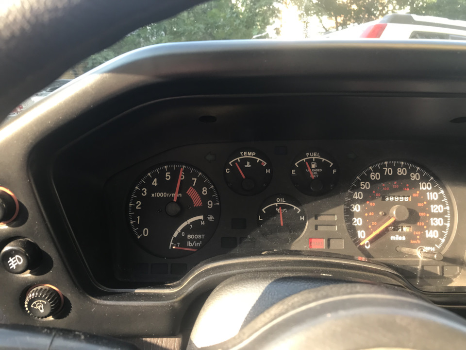 Показания стрелки тахометра — Mitsubishi Eclipse (1G), 2 л, 1990 года ...