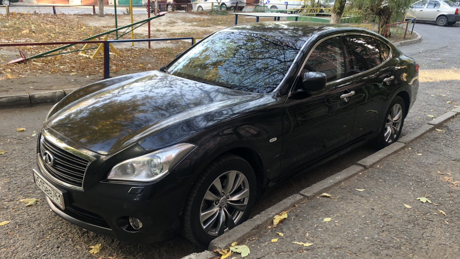 Infiniti M (3G) 3.7 бензиновый 2013 | на DRIVE2