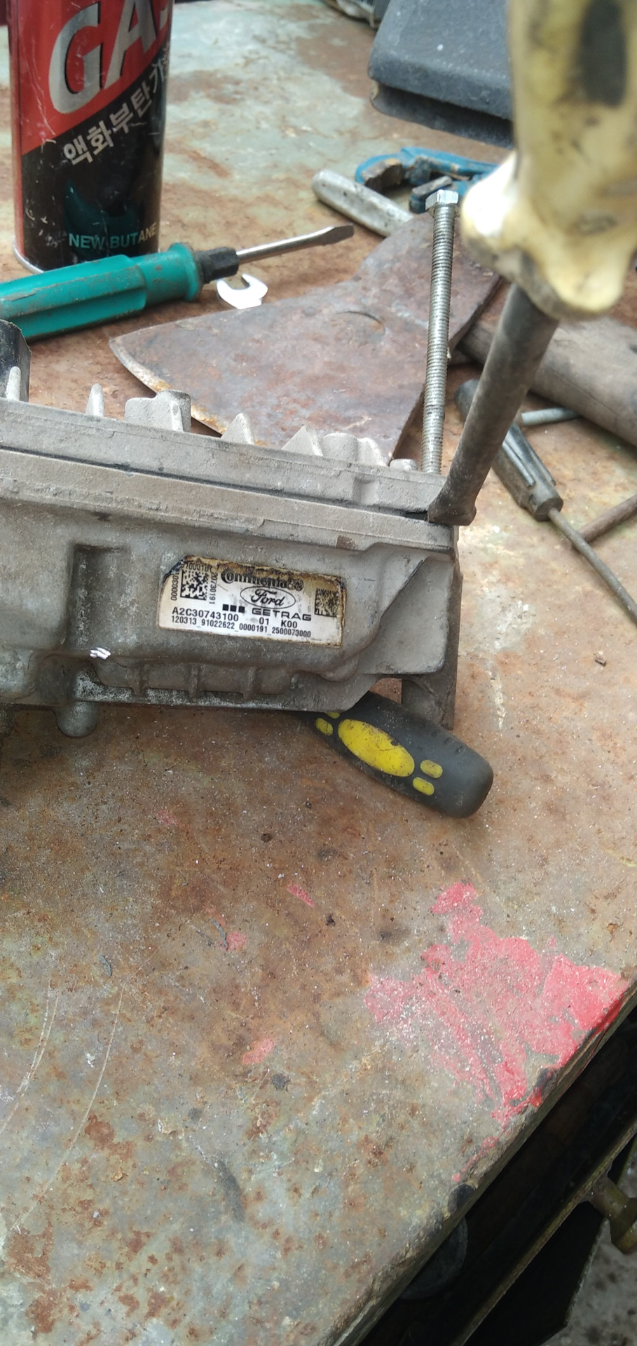 Вскрытие блока ТСМ — Ford Focus III Hatchback, 2 л, 2011 года ...