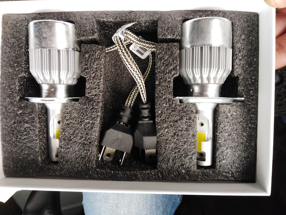 Лед лампы h7 headlight. Лэд лампы h7 под левый и правый руль. Лед лампы драйв 2. Золотой кроколед лампочка. Какие лампы на богдан 2110.