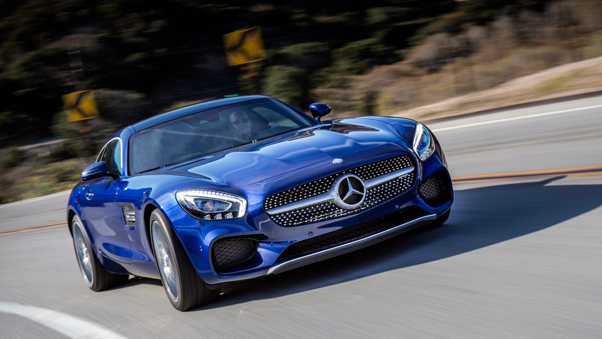 Радуюсь человеческому фактору в спорткаре Mercedes-AMG GT S — «Тест-драйвы»  на DRIVE2