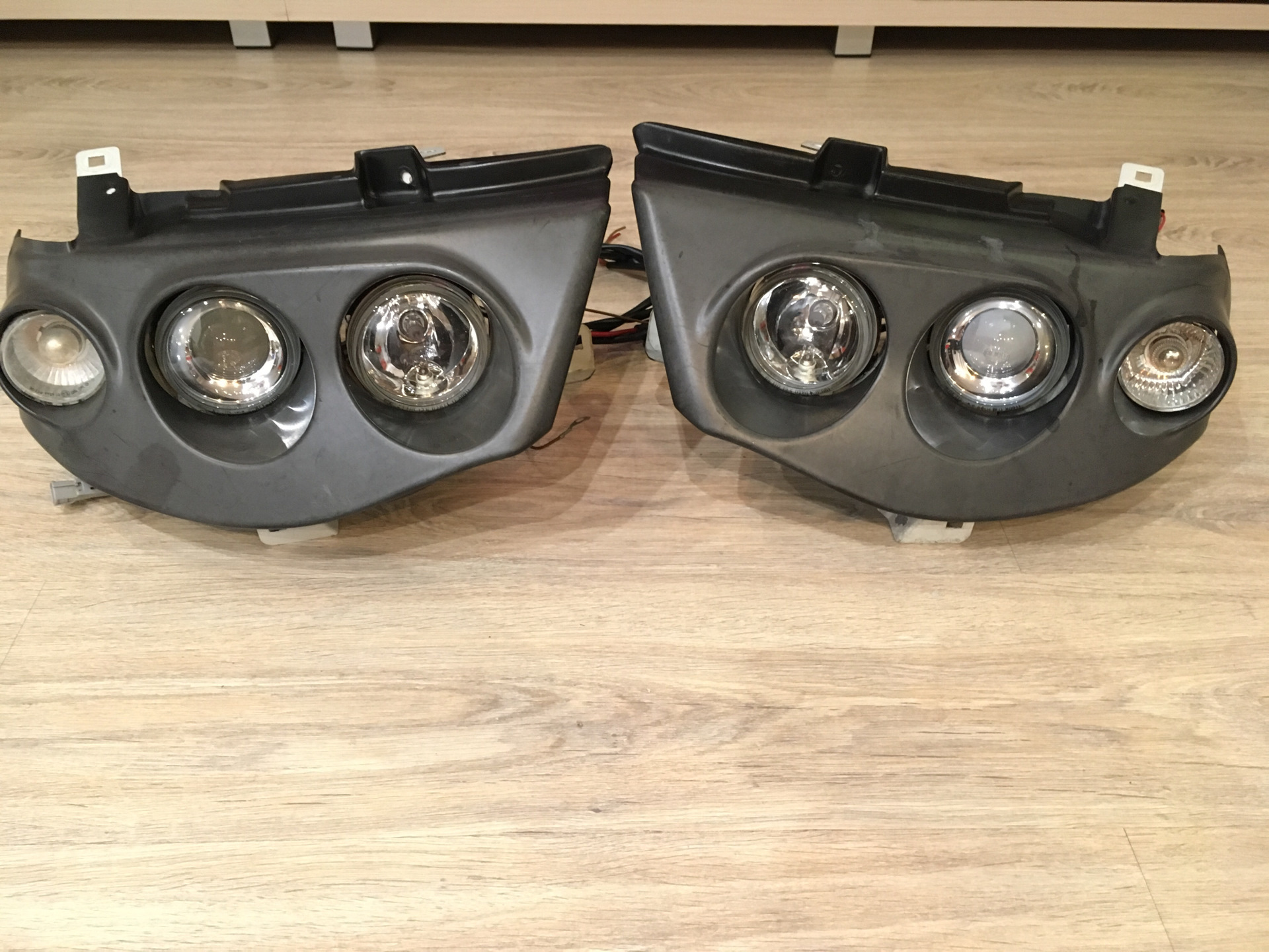 Фара Митсубиси Л200 Купить