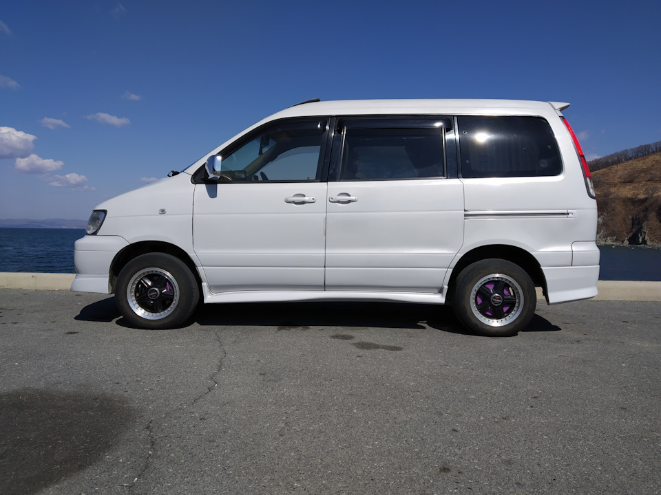 Тойота таун айс ноах. Toyota Ace Noah. Тойота Таун Ноах. Таун айс Ноах. Toyota Lite Ace Noah 4wd Раптор.