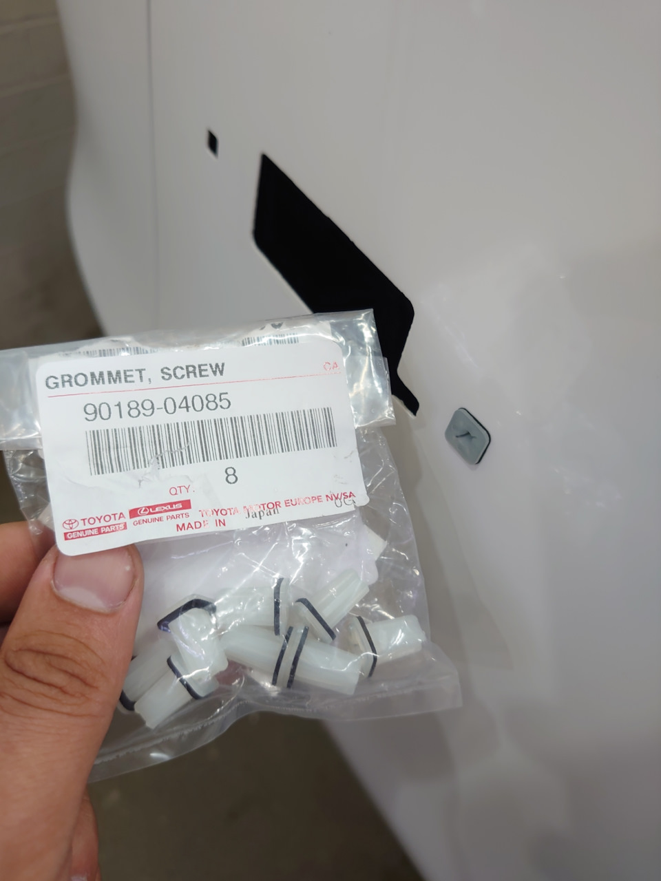 Фото в бортжурнале Toyota Supra (80). Запчасти на фото: 9018904085