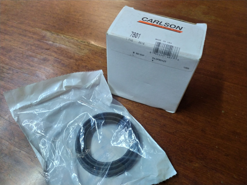 Заклинил тормозной суппорт. Замена поршня. — Ford Escort (1G), 1,9 л ...