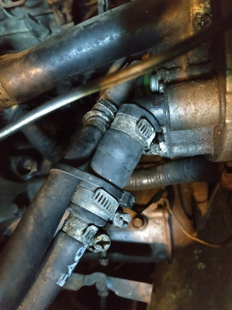 замена патрубков — Mazda 626 II (GC), 2 л, 1986 года | наблюдение | DRIVE2