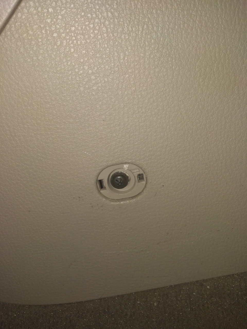 Как я менял тросики ручного тормоза) — Mazda 6 (1G) GG, 2,3 л, 2004 ...