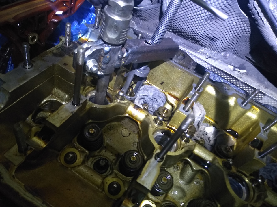 Замена маслосъемных колпачков BMW 320 e90 N46B20 — DRIVE2