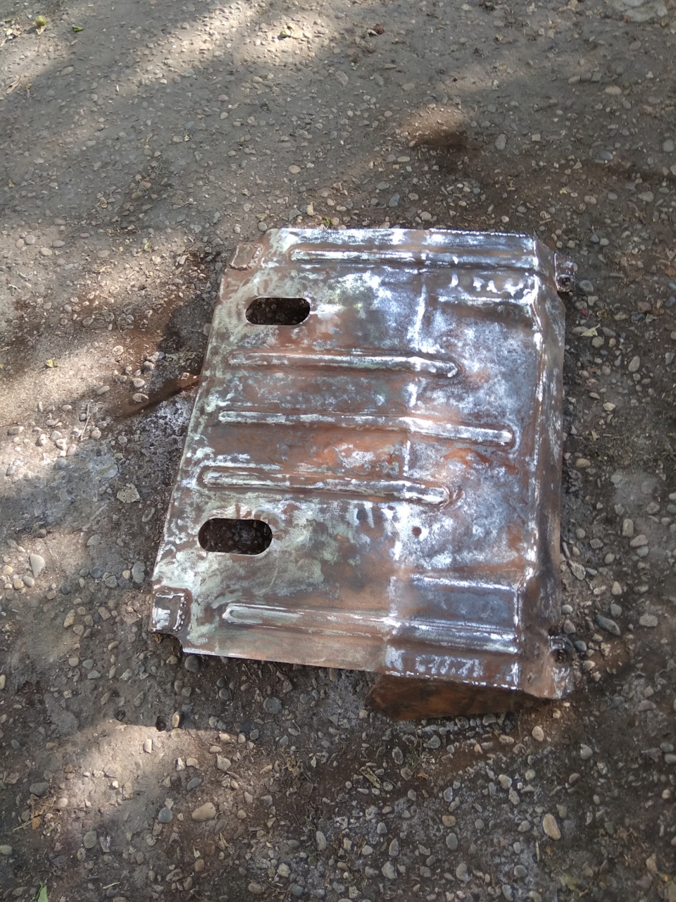 Покраска защиты двигателя — Lada 2114, 1,6 л, 2008 года | своими руками ...