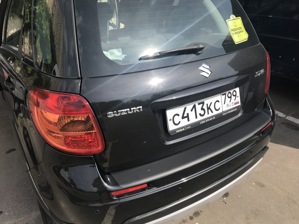 Новый передний бампер SE — Lada Приора хэтчбек, 1,6 л, 2010 года ...