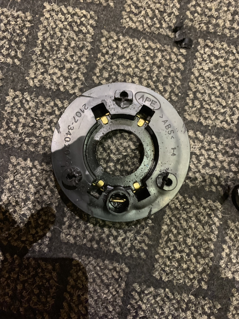 Нужна кнопка ASR — Mercedes-Benz E-class (W210), 2,2 л, 1995 года ...