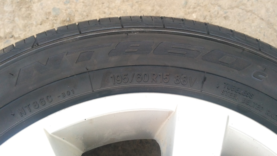 Новая резина Nitto NT860 195/60 R15 — Toyota Carina (7G), 1,8 л, 1999 ...