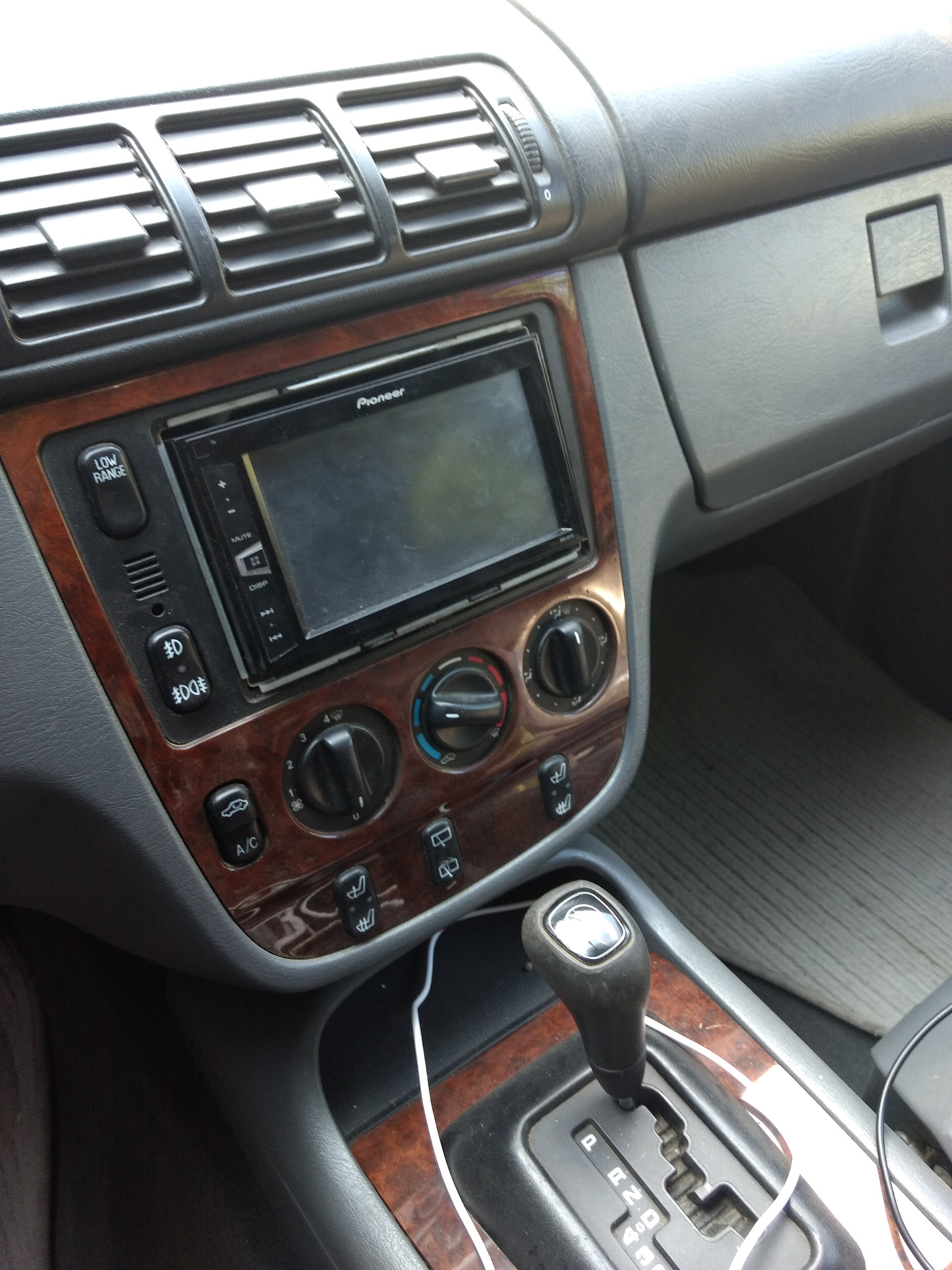 Магнитола 2 din в w163. Магнитола bose mercedes ml 163. Магнитола 2 din в w163. Магнитола мерседес мл 163 андроид. Магнитола w163 ml320.