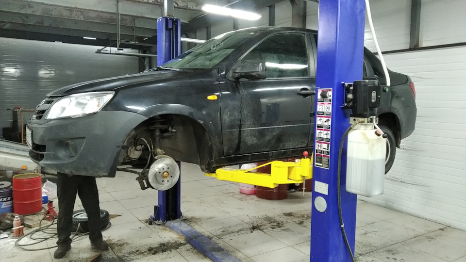 Шум и скрежет в правом переднем колесе — откуда ноги растут? — Lada ...