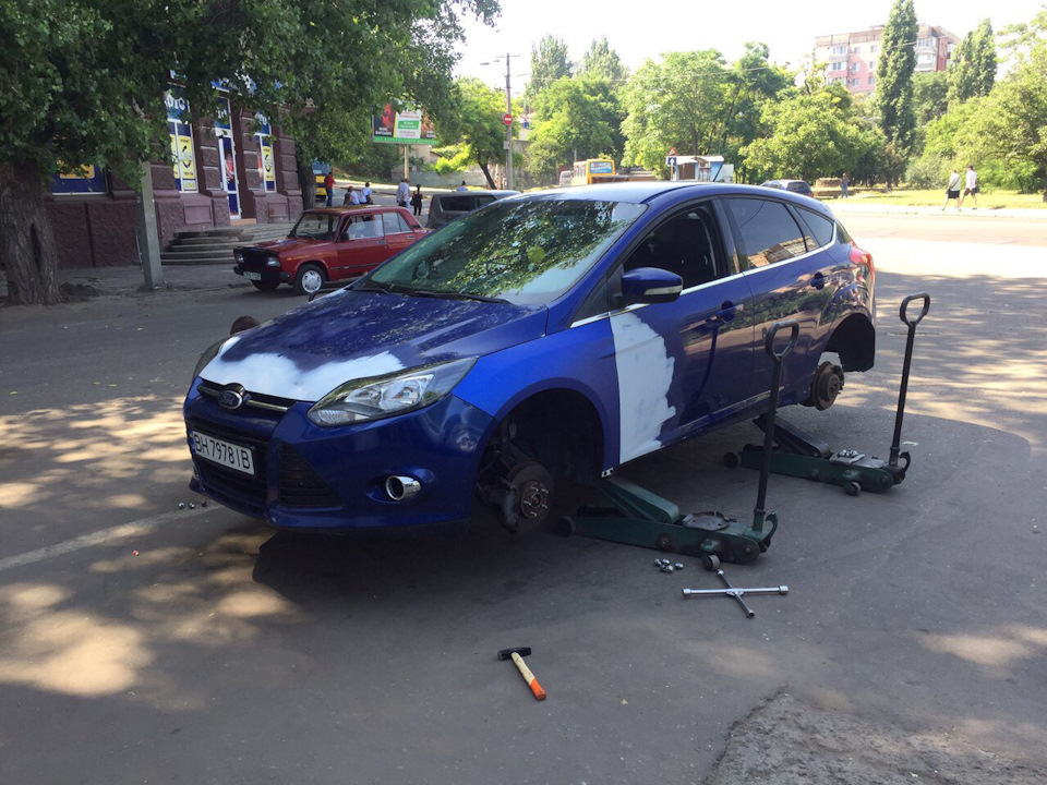 7. Переобувка автомобиля. — Ford Focus III Hatchback, 2 л, 2012 года ...