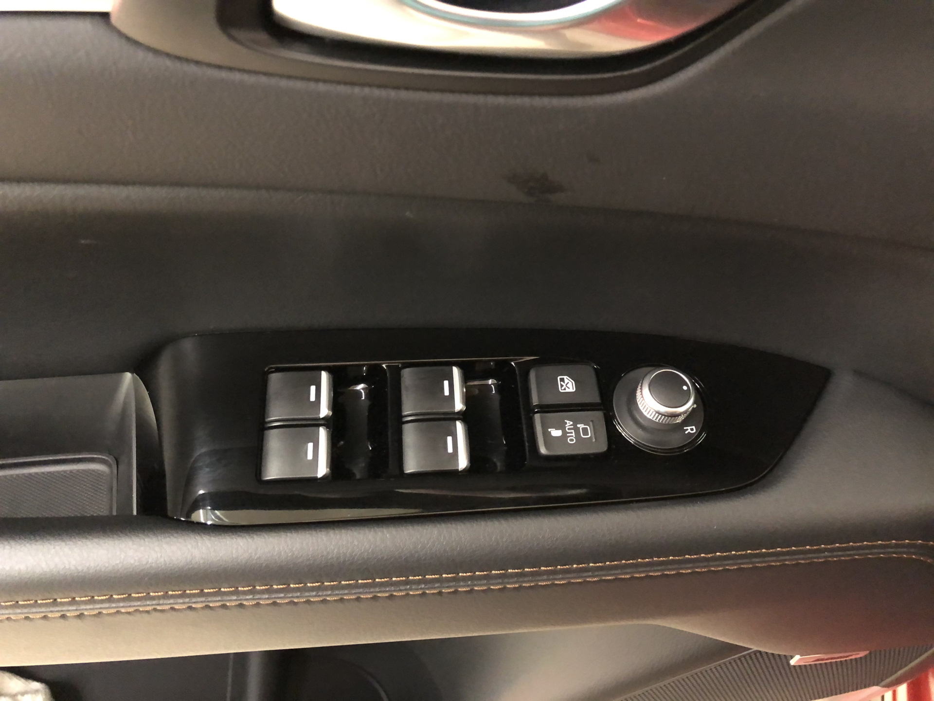 Складывание зеркал мазда сх 5. Mazda cx5 2013 блок управления стеклоподъемниками. Кнопки стеклоподъёмников Mazda CX-5 2021. Мазда СХ-5 кнопки управления.
