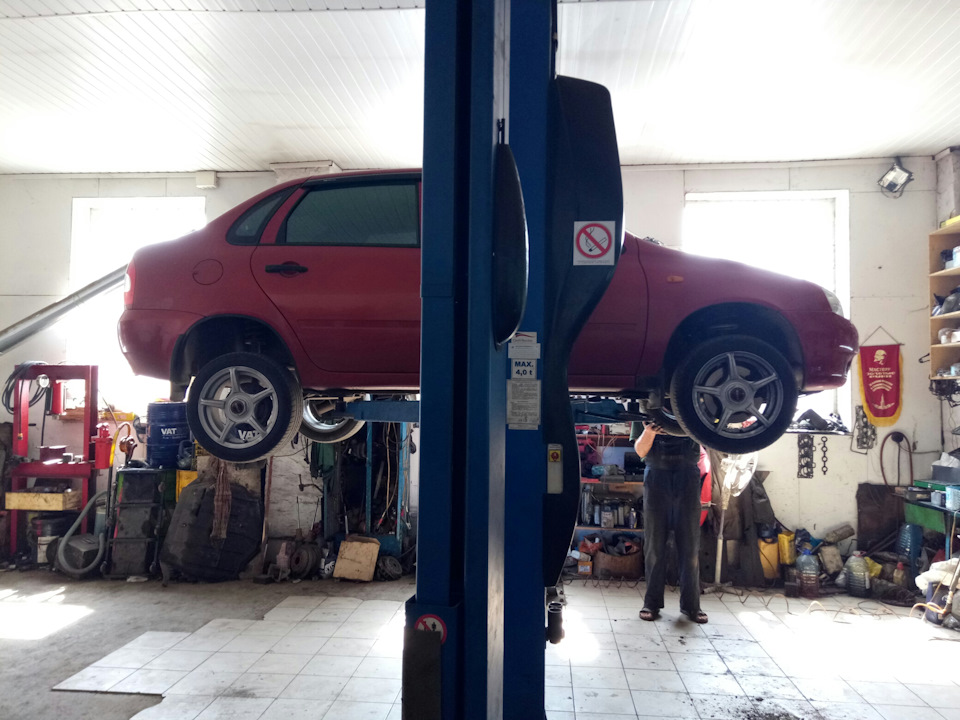 Подключение кнопки телескопической антенны — Toyota Camry (XV30), 3 л ...