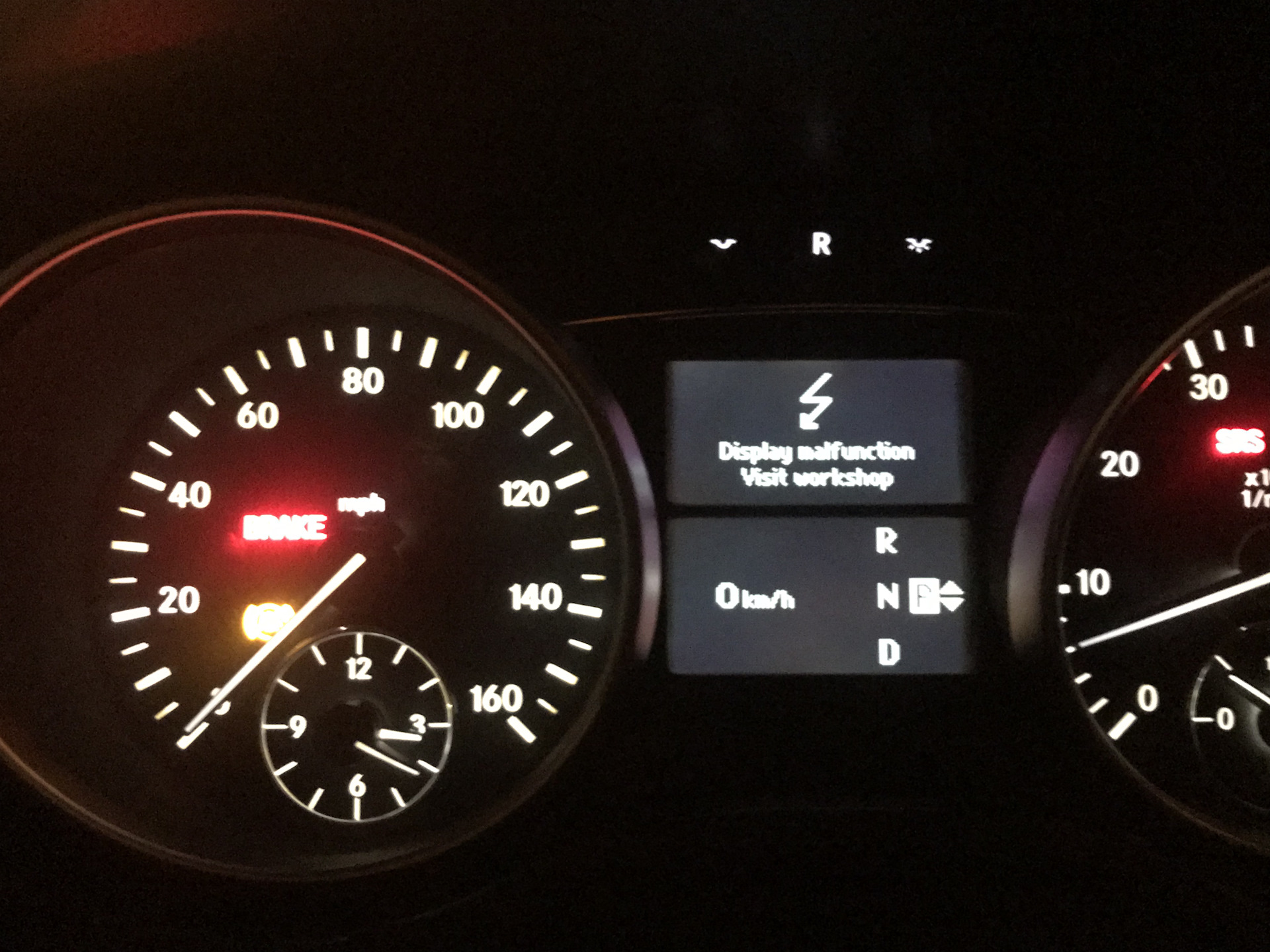 Ошибки мерседес мл 350. Сажевый фильтр мерседес gl 350 дизель 166. Ошибки мерседес мл 350. Абс на мерседес gl 350. Табло мерседес мл 164.