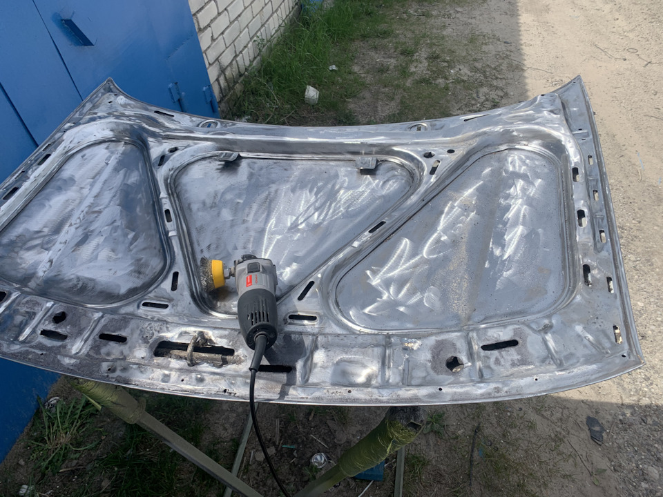 Самостоятельная окраска капота и юбки — Volkswagen Polo Mk3, 1 л, 1998 ...