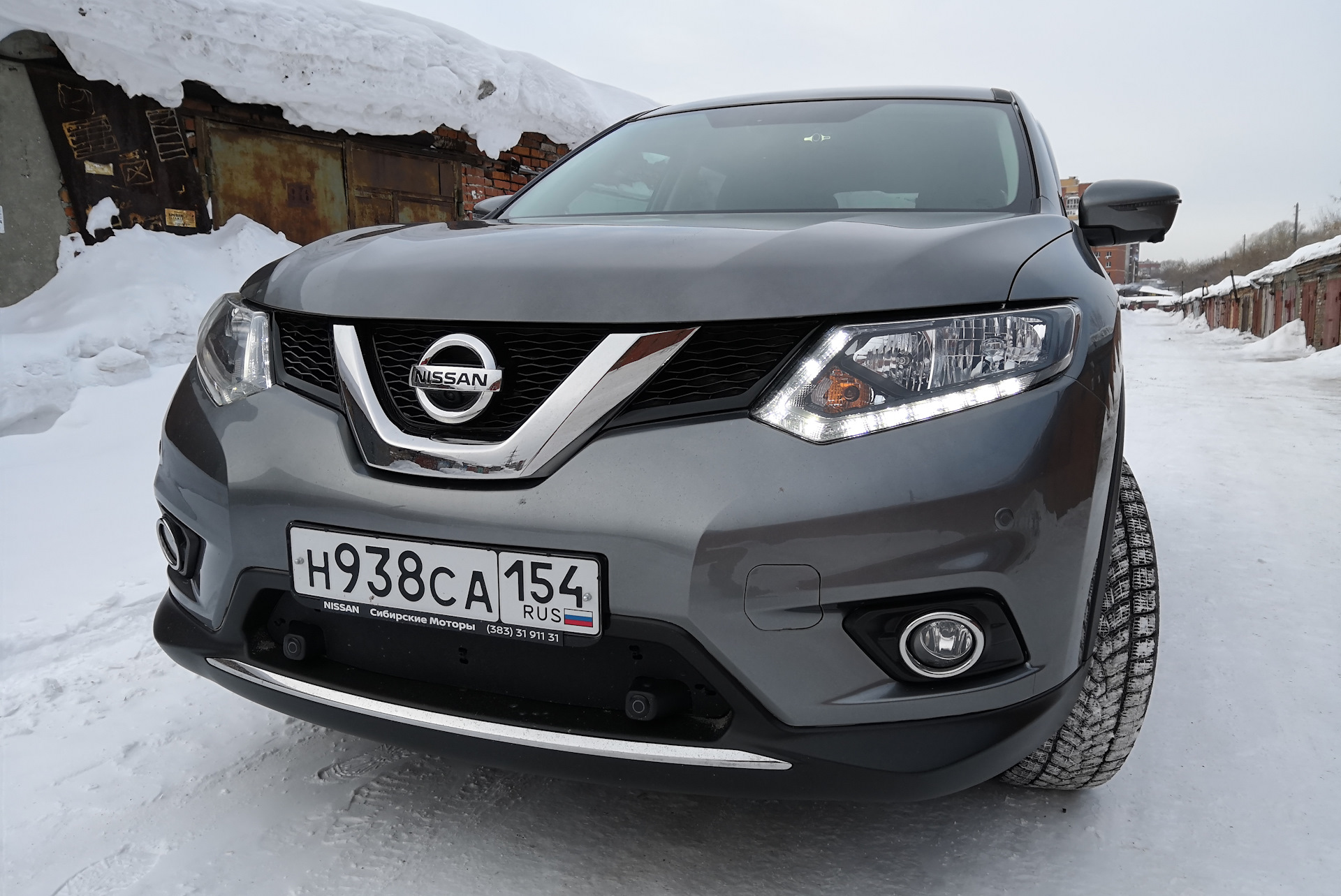 Ниссан х трейл т32 замена. Зимняя заглушка радиатора на Nissan x-Trail t32. Защита утеплитель радиатора Nissan x-Trail т32. Утеплитель радиатора Ниссан х-Трейл т32. Зимняя заглушка на решетку радиатора Ниссан х-Трейл т32.