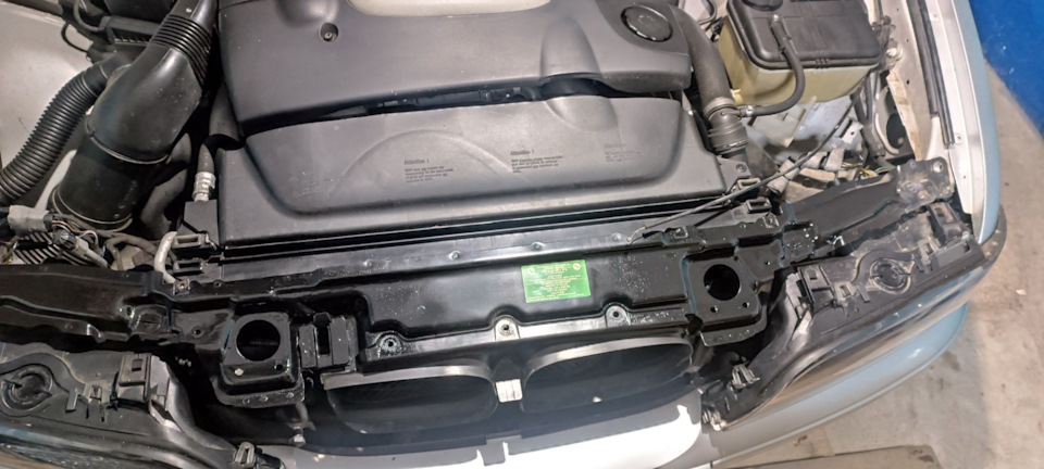 #16 Замки капота — BMW 5 series (E39), 2,5 л, 2002 года | своими руками ...