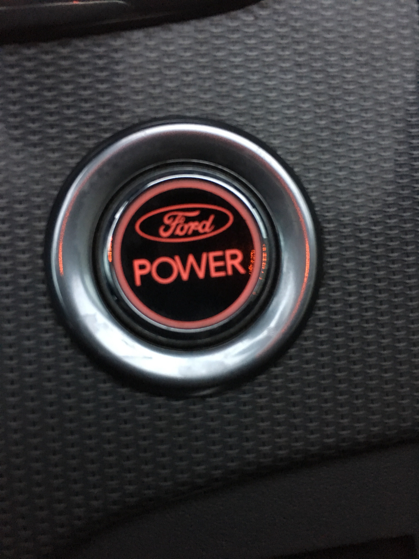 Форд фокус кнопка старт стоп. Кнопка Ford Power Focus 2. Кнопка старт Форд фокус 2. Кнопка старт стоп Ford Focus 2. Кнопка старта Форд фокус 2 Рестайлинг.