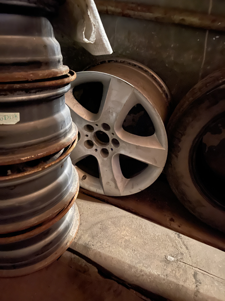 Про колеса — BMW 5 series (E39), 3,2 л, 2002 года | колёсные диски | DRIVE2