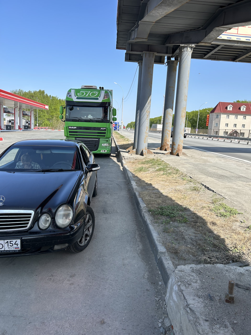 Кемерово- Санкт-Петербург — Mercedes-Benz CLK (W208), 2 л, 2000 года |  путешествие | DRIVE2