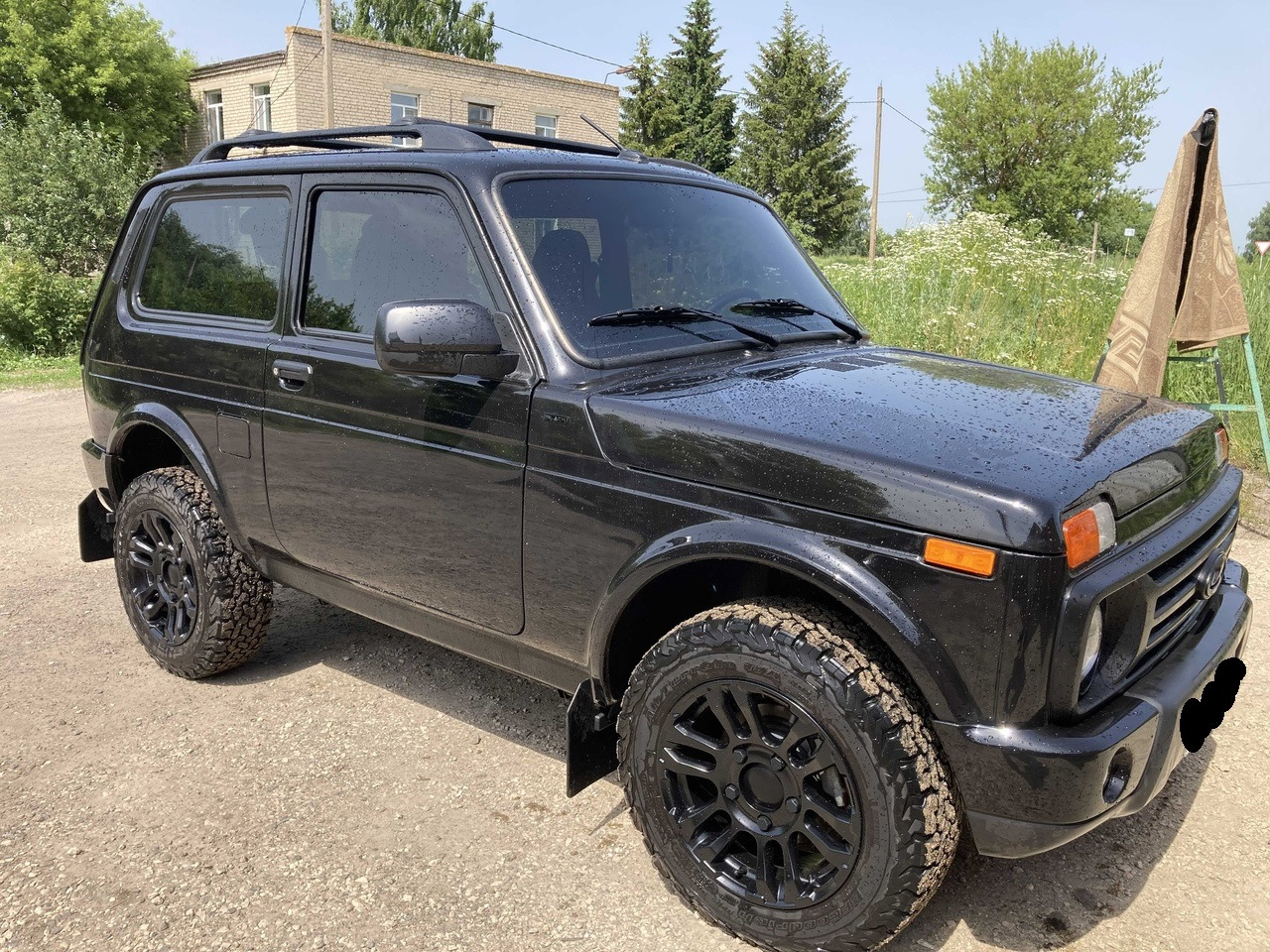 BF Goodrich A/T KO2 215/65 r16/SKAD Тайга 7.0*16 5/139,7 et40 — Lada ...