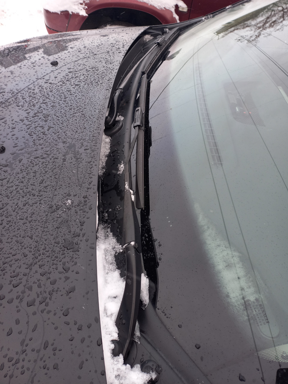 Замена (установка) дворников🧹🧹🙂 — Renault Sandero 2G, 1,6 л, 2019 года ...