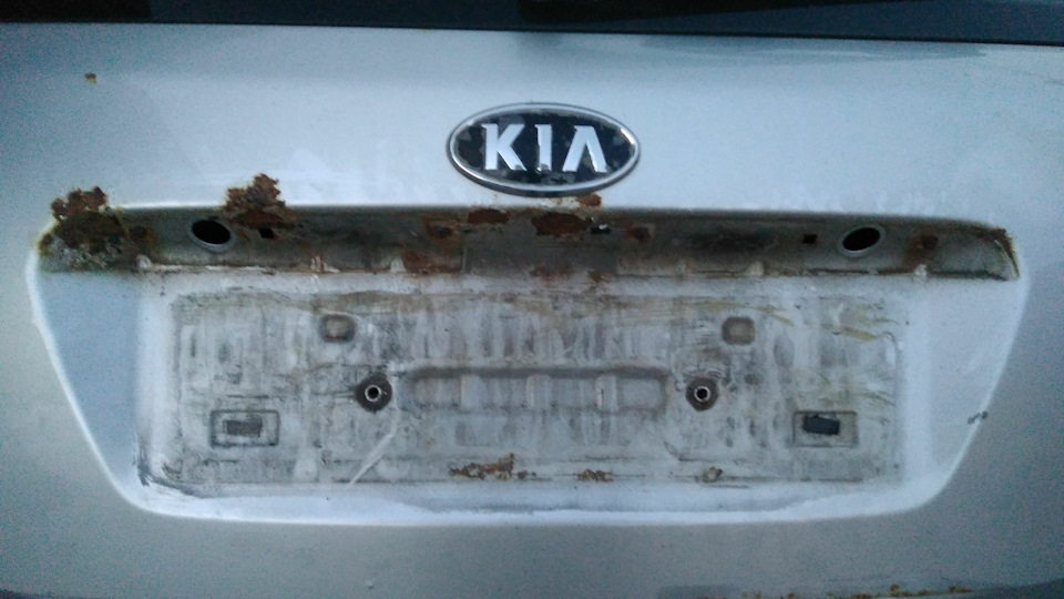 Kia ceed jd ржавеет багажник