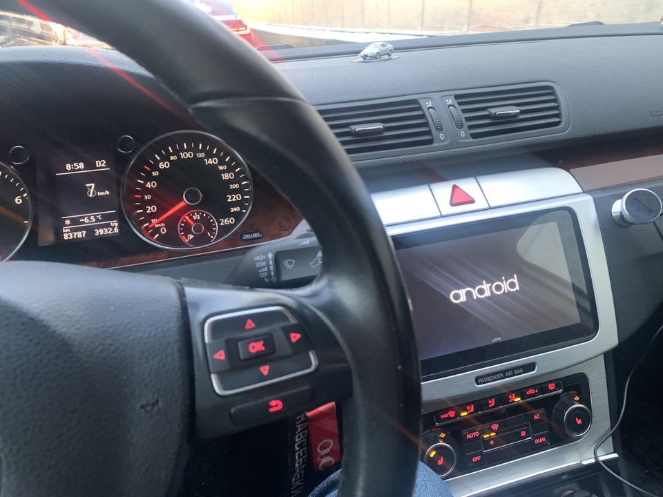 Черный — Volkswagen Passat B6