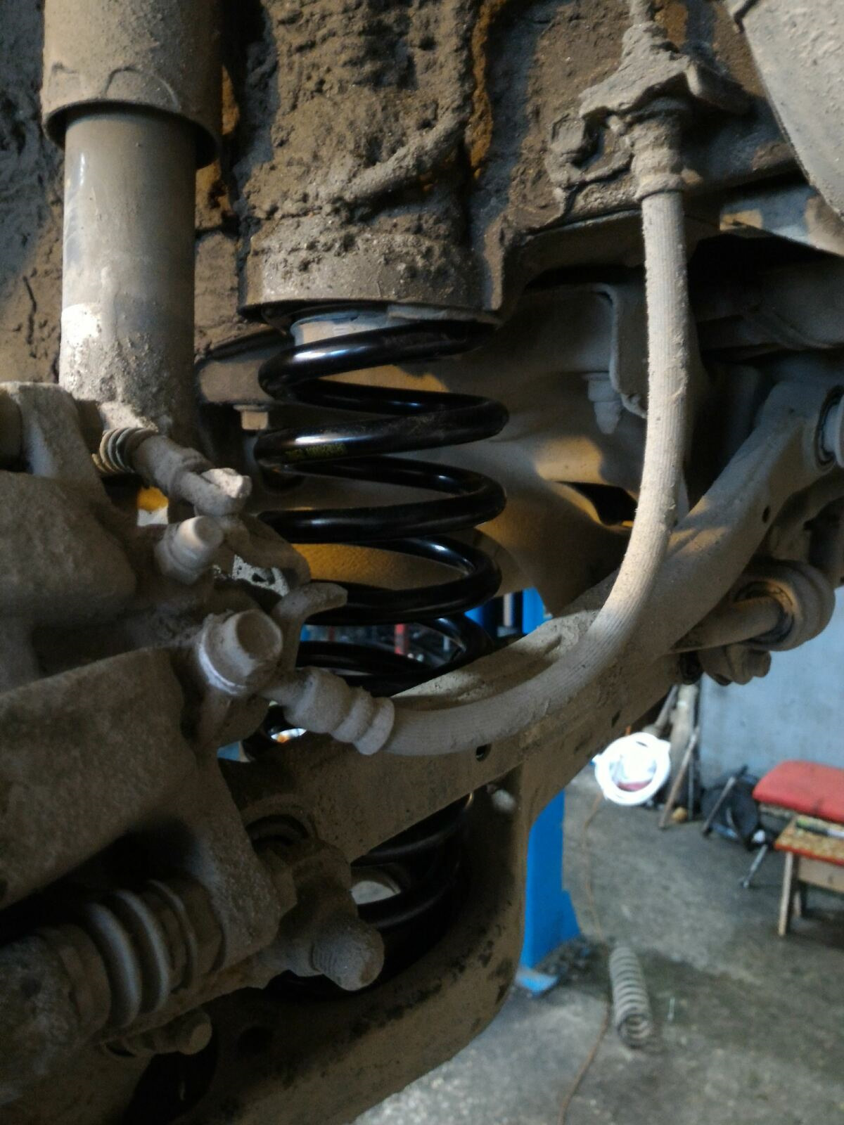 замена задней пружины сид. замена задних пружин киа сид 2008. проставки на пружину kia ceed 1. киа сид 2011 года подвеска переднего колеса. замена задней пружины сид.