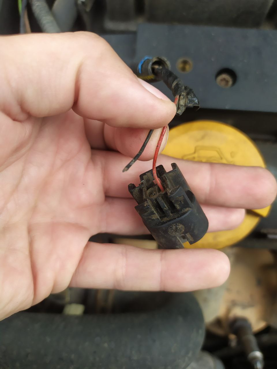 Разъём датчика температуры всасываемого воздуха — Opel Zafira A, 1,6 л ...