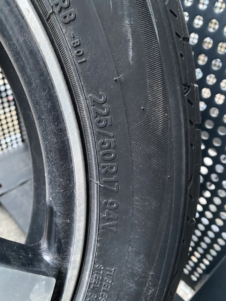 Шины летние Toyo 225/50 R17, литые диски PDW 7Jx17 ET45 5x114,3 на KIA ...