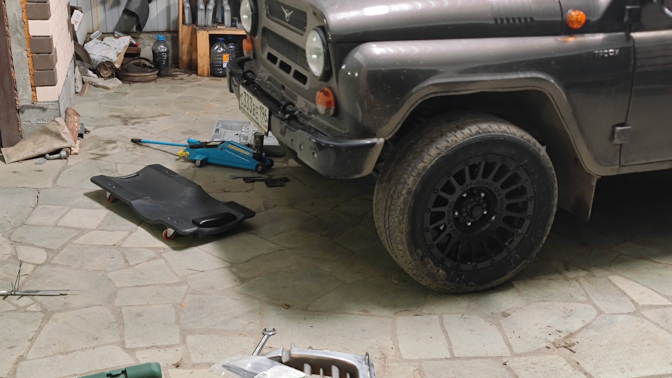 Решение проблемы рыскания и замена подшипников хвостовика заднего ...