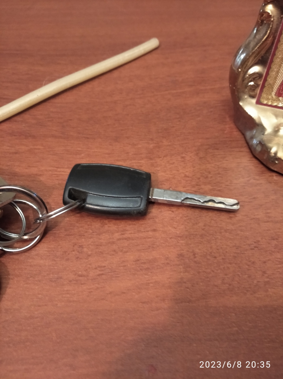 Очень хочется сделать из обычного ключа в откидной. — Ford Focus II ...